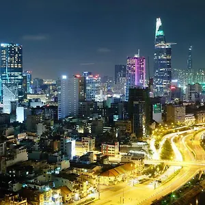 Spacious Saigon - Infinity Pool Signature Appartement