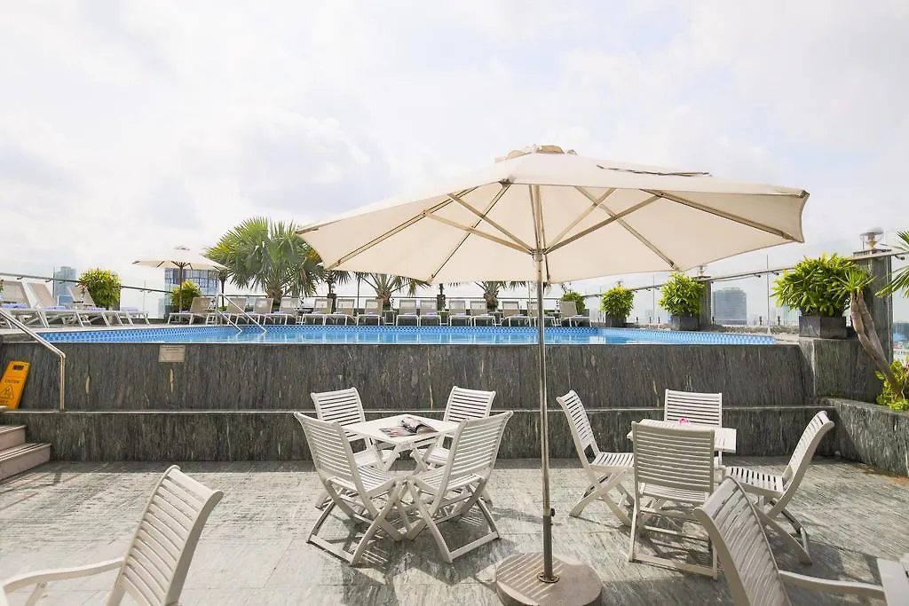 Eden Star Saigon Hotel Ho Şi Min